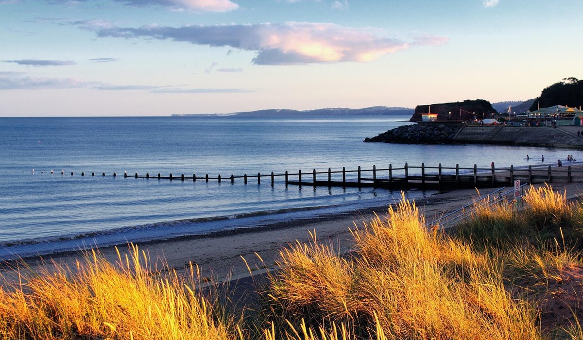 Finding Visitor Moorings in Small Coastal Harbours