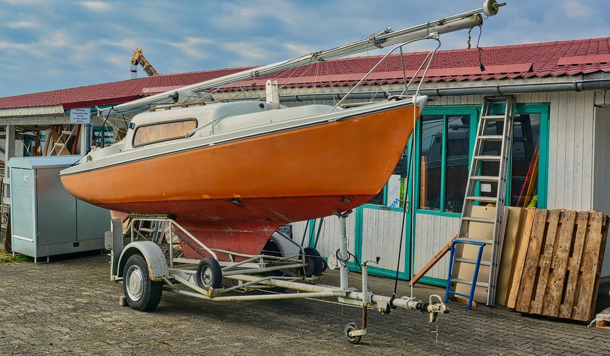 How to Read Tide Tables Before Coastal Activities
